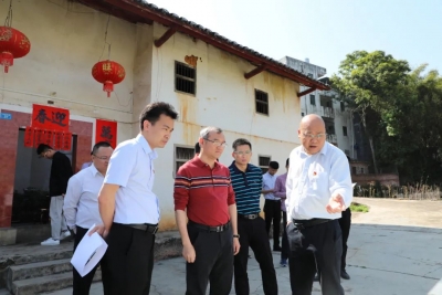 丘炀到岐岭镇调研乡村振兴和美丽圩镇等工作