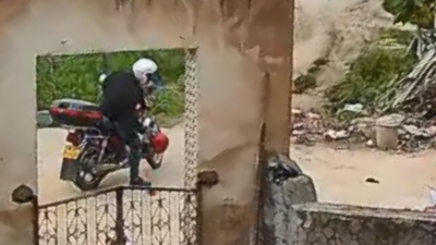 大白天的，男子轻松盗走家狗，怎么做到的？视频实拍全过程！