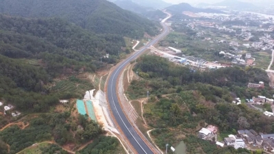 梅县区加快推进东部快线项目建设