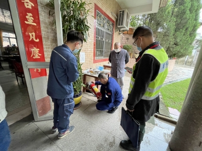 梅江区开展宗教活动场所消防安全及电器线路火灾隐患专项检查：强化忧患意识 狠抓问题整改