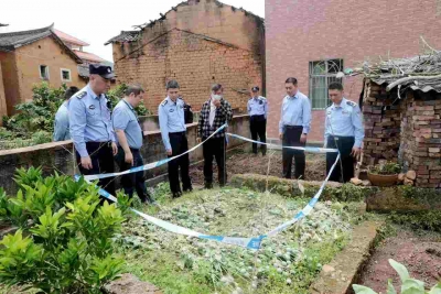 罂粟、油菜，傻傻分不清楚？梅县一村民种了62株罂粟被查处！