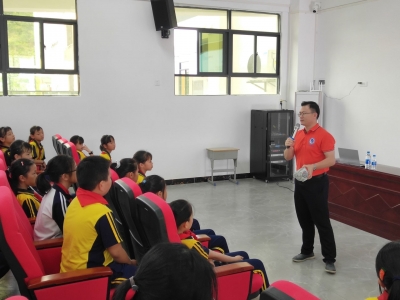 校企联动！践行“陶陶教育”之大埔县青花瓷“非遗文化进校园”活动举行