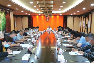 市人大常委会召开党组会议：积极主动服务疫情防控和防汛工作