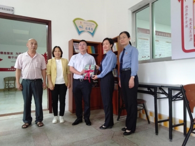 送法进万家！一场家庭教育宣传周主题活动在梅江区长沙镇举行
