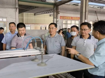 黄立强到挂点服务企业和重点项目调研：牢固树立服务意识 助力企业加快发展