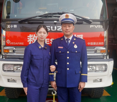 “烈火眷侣”！这个消防家庭，也是“梅州市文明家庭”！