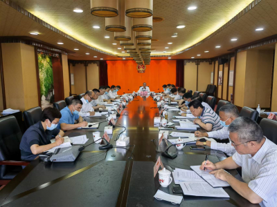 市人大常委会召开党组会议和党组理论学习中心组学习会：深刻领会精神实质 确保贯彻落实到位