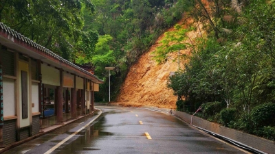 清障基本完成！梅城泮坑长廊恢复行人通行，车辆仍禁行！