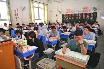 平远：多部门全力以赴，为高考保驾护航！