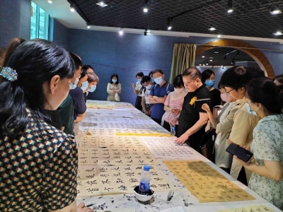 笔墨飘香！文艺志愿培训“梅江书法班”开班啦