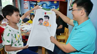 父爱如“衫”！今天这群小朋友高调炫“父”~