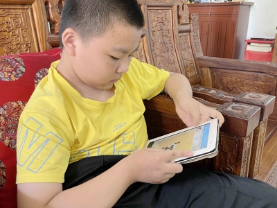 在方寸棋局中勇毅前行！他是梅州市第六届“自强不息好少年”黄文桔