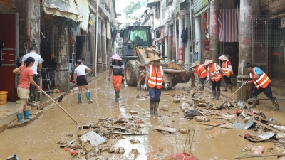 持续更新丨清淤排险、消杀防疫...梅州各地救灾复产工作有序开展；梅州防汛应急响应降为IV级