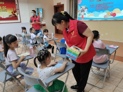 聆听屈原故事、自制美味粽子！梅县区扶大高管会举行端午节主题活动