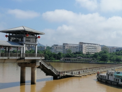 梅城东山人行浮桥紧急“下线”，通行请绕路！