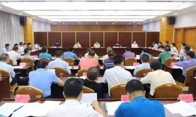 宋才华主持召开兴宁市委常委会暨市新冠肺炎防控领导小组（指挥部）会议