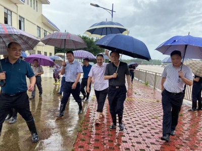 洪国华到兴宁刁坊督查防汛工作：做实做细做足防汛各项工作  守护人民群众生命财产安全