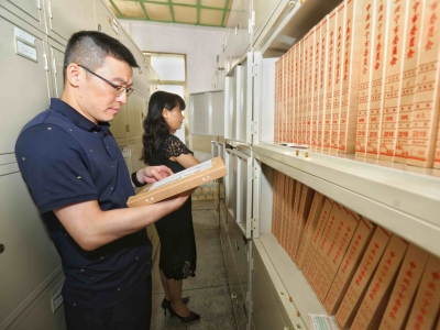 掸去故纸浮灰 倾听岁月回响！走进兴宁市档案馆，听“档案人”讲述档案馆的故事