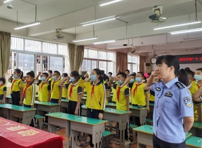 梅江区开展“健康人生  绿色无毒”系列禁毒宣传活动