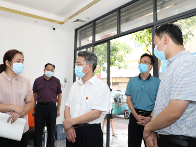 朱少辉率队检查疫情防控工作