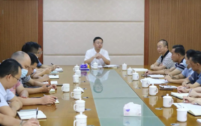 凌晓文为大埔县府办第一支部全体党员干部讲授专题党课