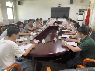 团市委调研组一行到大埔调研共青团工作