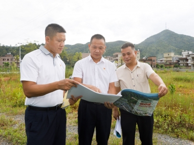 五华县岐岭镇驻镇帮扶工作队队长谢万形：带着真情驻镇 付诸行动帮扶