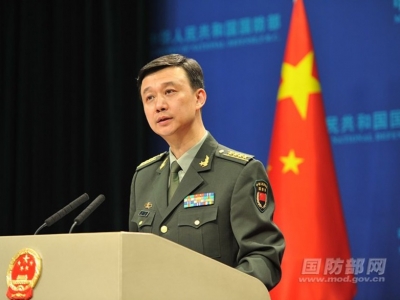 国防部：军队的正面形象不能成为个别商家的赚钱工具