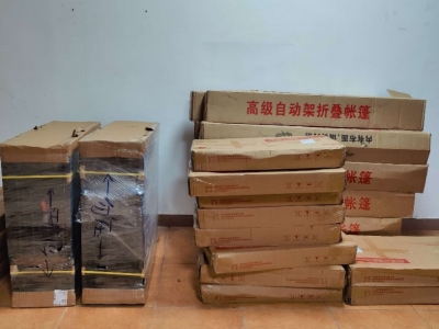 为基层战疫“填弹补粮”！梅江区鸿都社区党员捐赠一批防疫物资