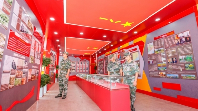 党史军史学习的“户外课堂”，梅州军分区在营区建设军史长廊