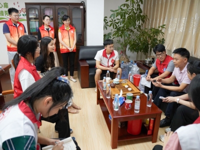 用文字与镜头记录老兵“红色记忆”！