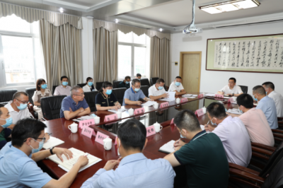 陈金銮到梅江区教育局调研：真抓实干努力办好人民满意的教育