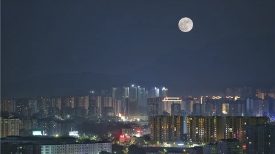 十分靓哦！今晚，最大“超级月亮”现身梅州苍穹！