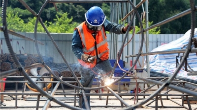 热浪滚滚，幸有清凉问候！梅州一线劳动者这样度过酷暑→