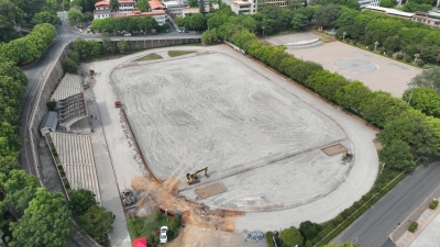 预计9月初投入使用！蕉岭县熊德龙体育场提升改造提速