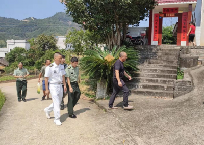 情系老兵致敬老兵！ 兴宁市人武部开展“八一”慰问活动 