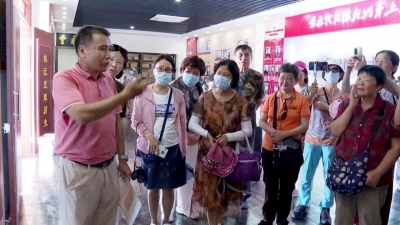 30位革命后代到大埔重走中央红色交通线，追寻革命先辈足迹…