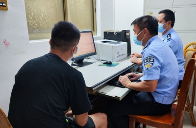 梅城一男子肇事逃逸，经查为无证驾车