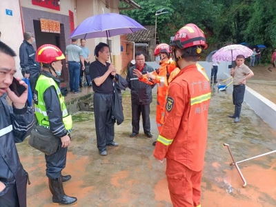 枕戈待旦 守民平安！来看看兴宁“应急先锋”黄建辉的故事...