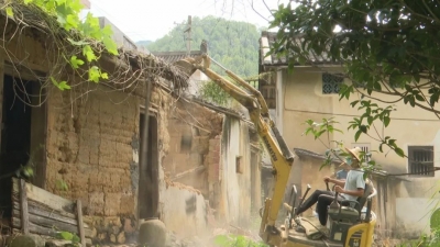 “三清三拆”下足力！前8月，梅县雁洋镇共拆除老旧危房174座