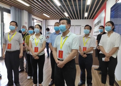 曾祥海率市政协委员开展提案督办考察：多方参与努力推进社区养老服务