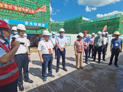 梅州市人大常委会组织视察铜箔—高端印制电路板产业发展