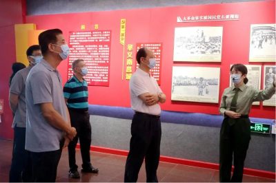 梧州市人大常委会一行到大埔县参观考察