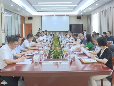 梅江区人大常委会考察组到梅县区考察交流