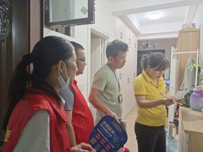 让文明意识深入人心！梅县区扶大高管会开展创建全国文明城市入户宣传活动