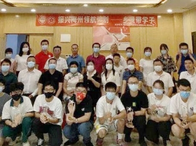 学子求学人生路，“贵人”一对一帮扶！梅州市振兴乡村公益基金会启动“振兴梅州领航计划——乡贤带学子”活动