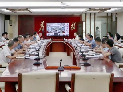 凌晓文主持召开大埔县政府党组（扩大）会议和县政府常务会议