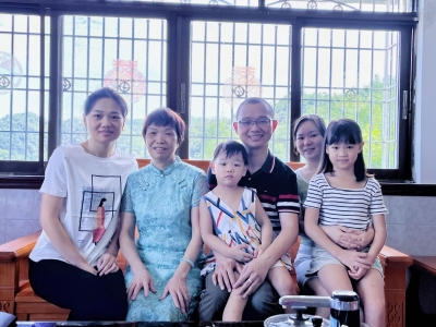 入则孝顺父母，出则和睦乡邻！记第四届“梅州市文明家庭”李秋满家庭