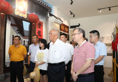 陈开枝到五华调研老区苏区建设工作