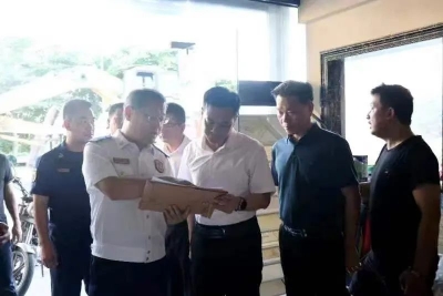 林剑率队到钢铁企业和汤南镇检查安全生产和经济运行情况